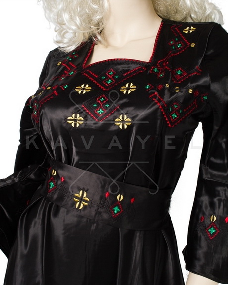 Robe broderie kabyle