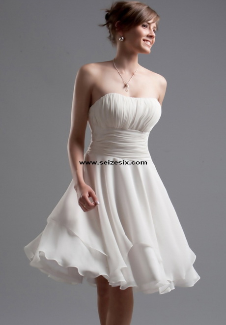 Robe bustier blanche courte