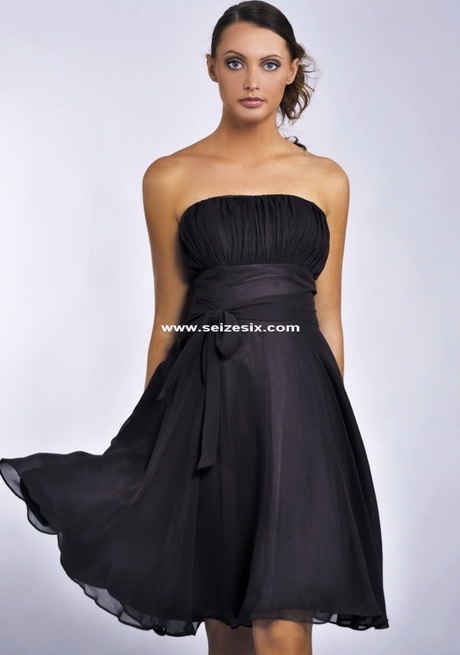 Robe bustier noire courte