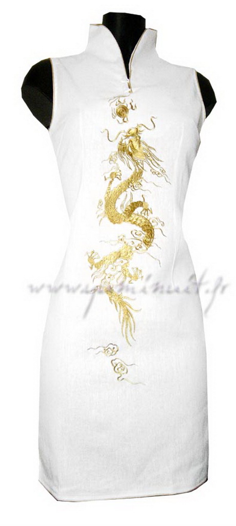 Robe chinoise blanche