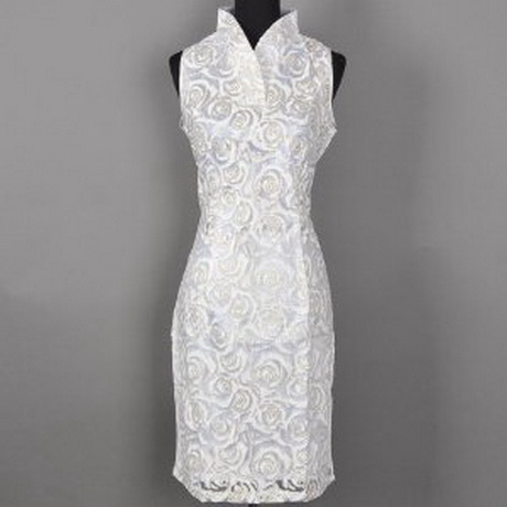 Robe chinoise blanche