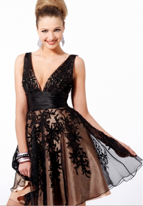 Robe cocktail dentelle