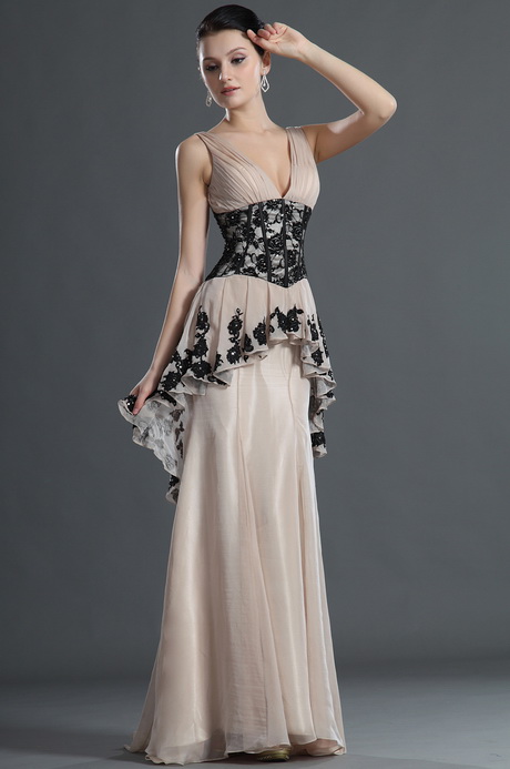 Robe cocktail en dentelle