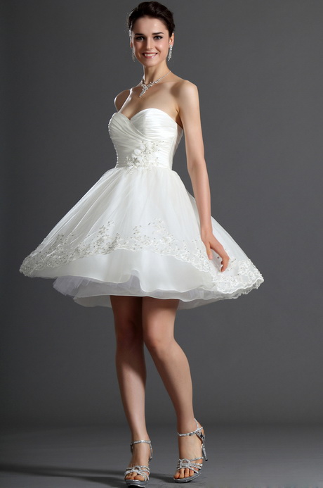 Robe courte cocktail mariage