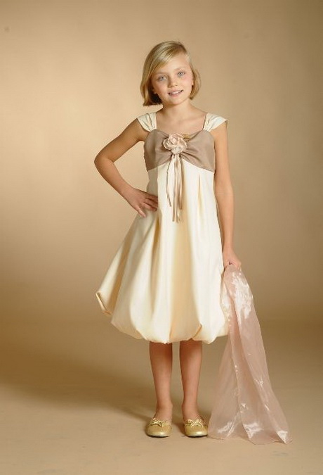 Robe de cortege pour fille