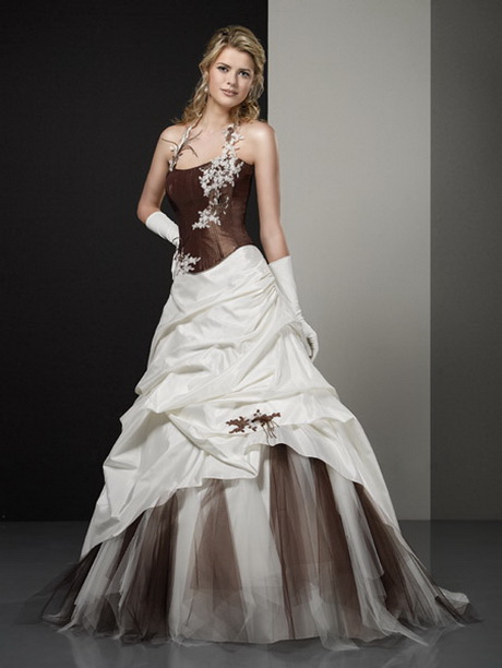 Robe de mariée chocolat ivoire