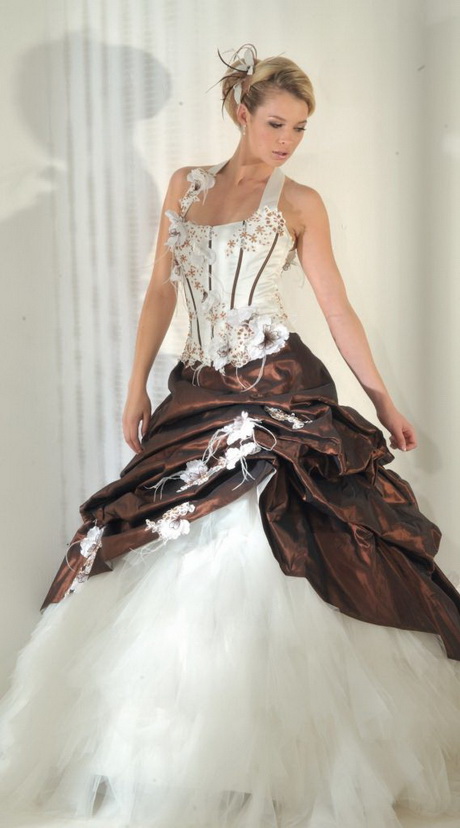 Robe de mariée ivoire chocolat