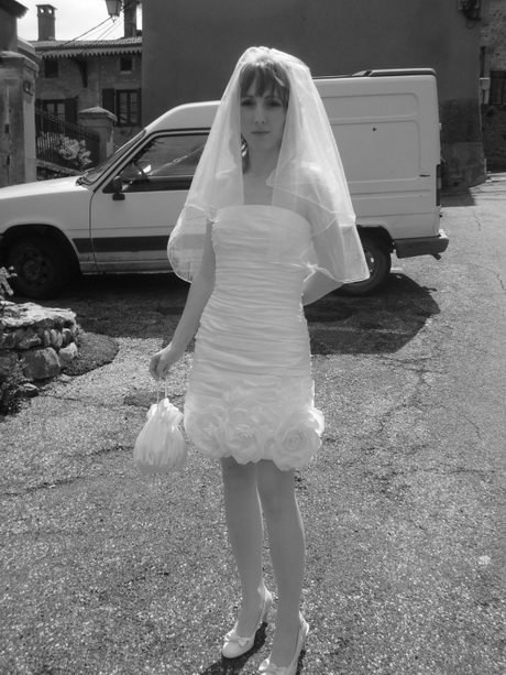 Robe de mariée pour femme petite