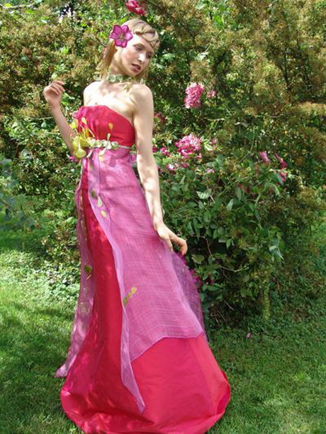 Robe de mariee fushia