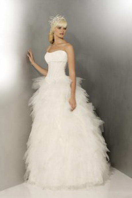 Robe de mariee plumes