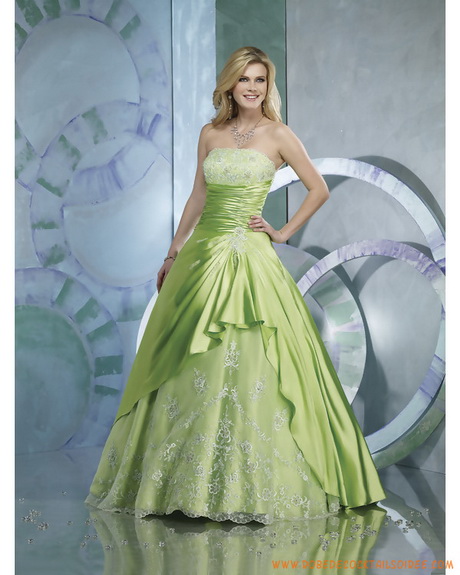 Robe de mariee verte