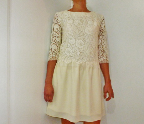 Robe dentelle creme