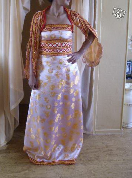 Robe kabyle moderne simple