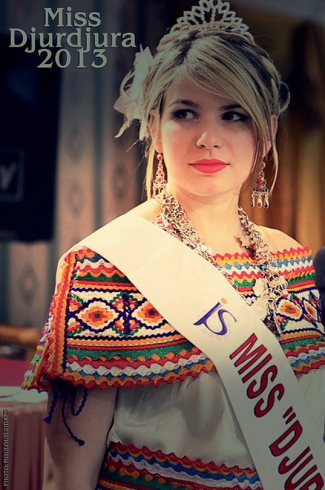 Robe kabyle traditionnelle 2015