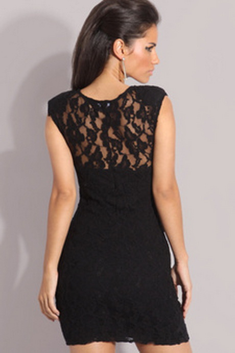 Robe noire chic courte