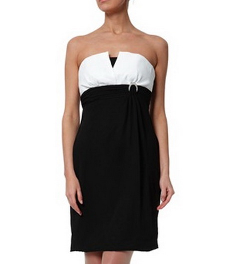 Robe noire et blanche