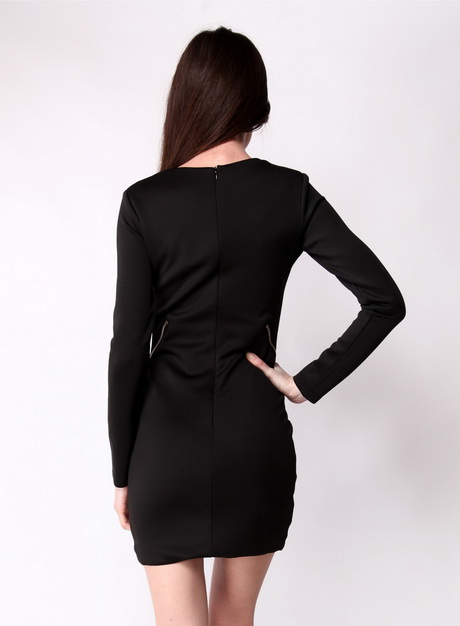 Robe noire manche longue