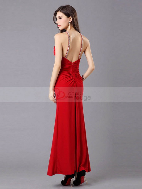 Robe rouge ceremonie