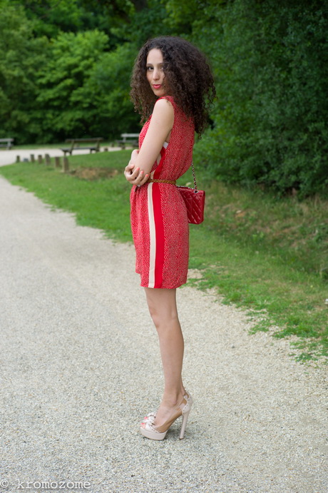 Robe rouge chaussure