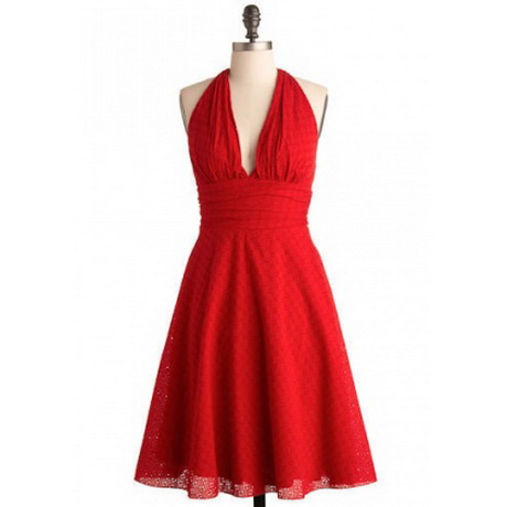 Robe rouge courte