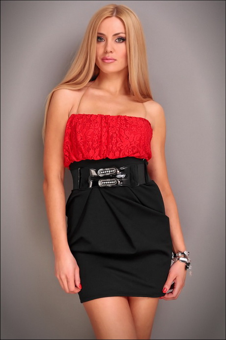 Robe rouge et noire