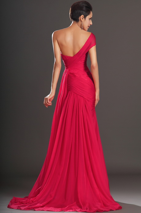 Robe rouge soirée