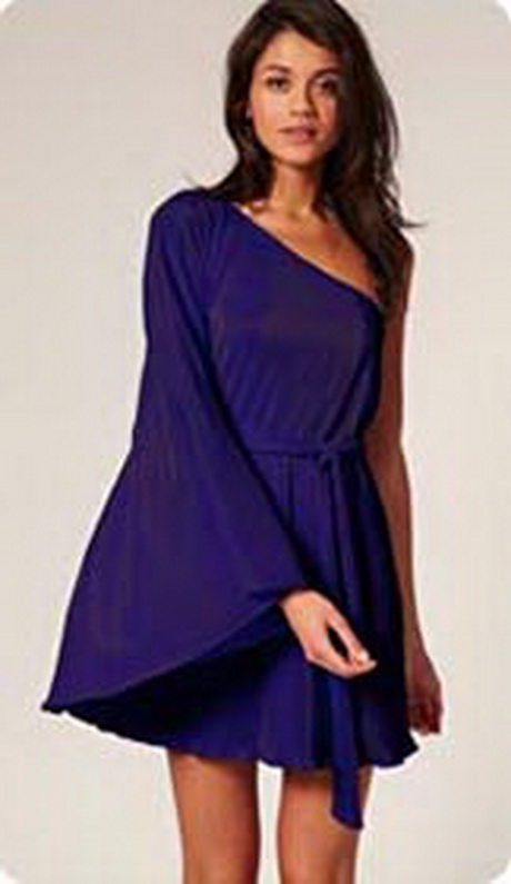 Robe mauve asymÃ©trique. Petite robe boule colorÃ©e pour mettre un peu ...