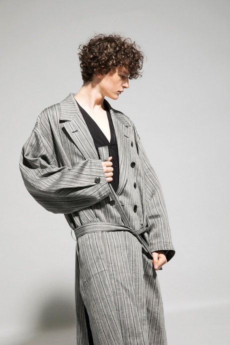 Model robe 2018