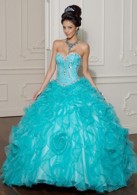 Robe de mariée en couleur 2018