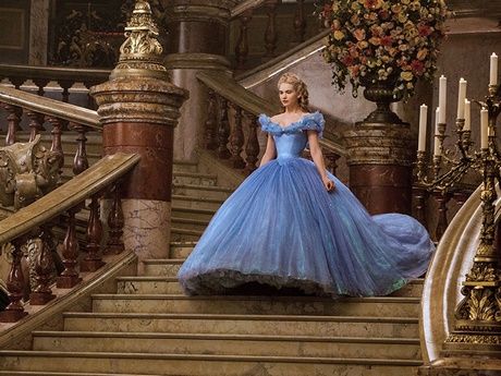 Robe du film cendrillon 2018