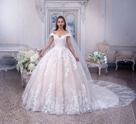 Robe de mariée de couleur 2019