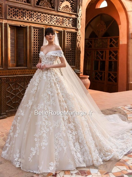 Robe de mariée en dentelle 2019