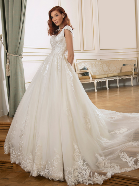 Robe de mariée pronuptia 2022