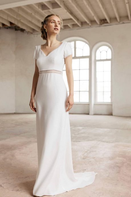 Robe de mariée simple 2022