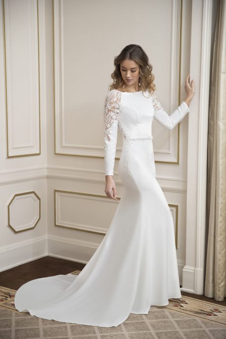 Robe de mariée simple 2022