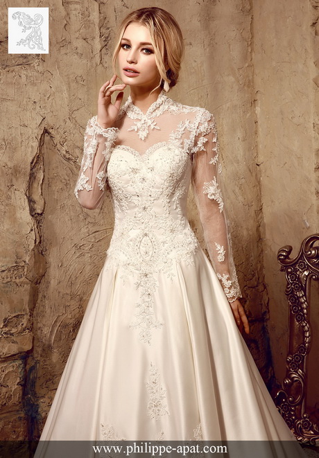 Robe avec dentelle 2016