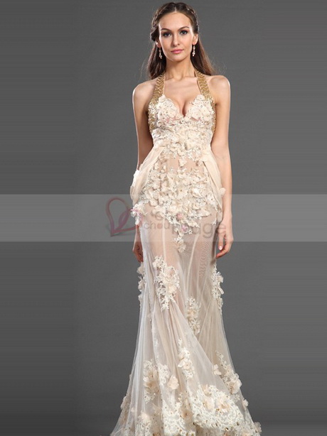 Robe de soiree longue en dentelle