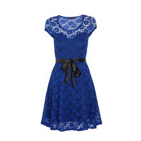 Robe en dentelle bleue