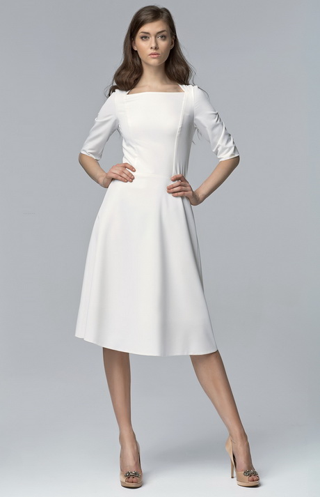 Robe longue blanche manche longue