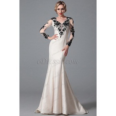 Robe longue blanche manche longue