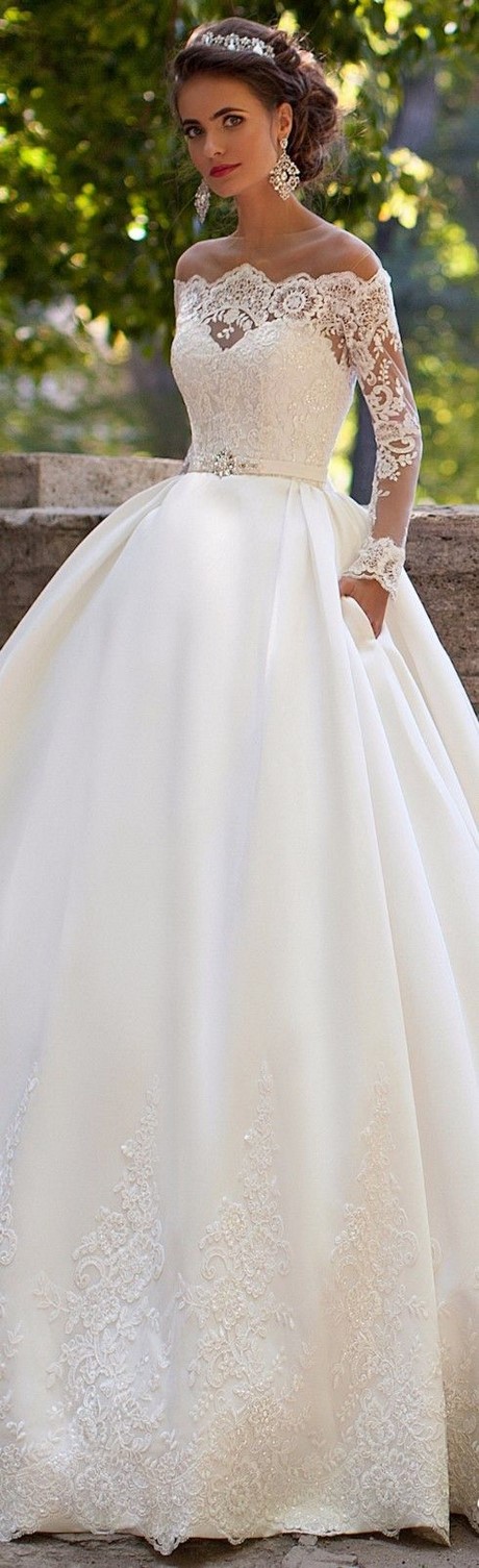 Robe de mariée avec manches longues