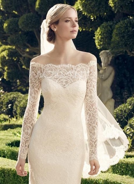 Robe de mariée longue manche dentelle