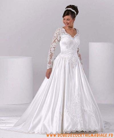 Robe de mariée manche longue en dentelle