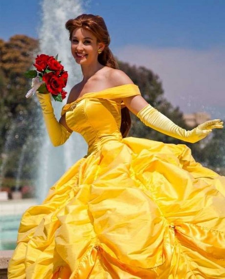 Robe de princesse belle disney