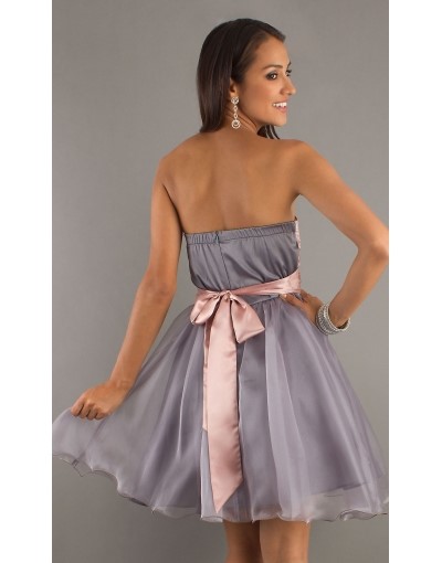 Robe grise et rose