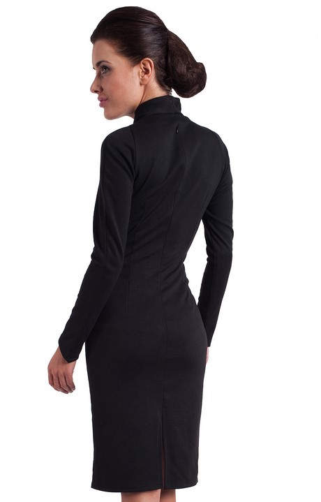 Robe longue noire manches longues