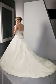 Robe mariée longue traine