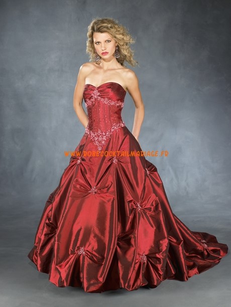 Robe rouge de princesse