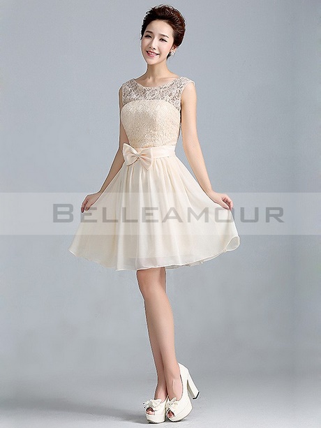 Belle robe courte pour mariage