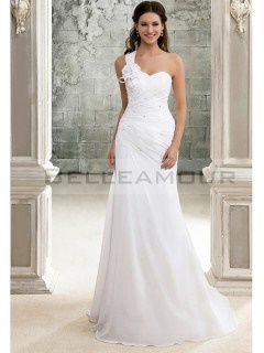 Robe simple pour un mariage